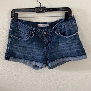 Levi’s jeans shorty shorts